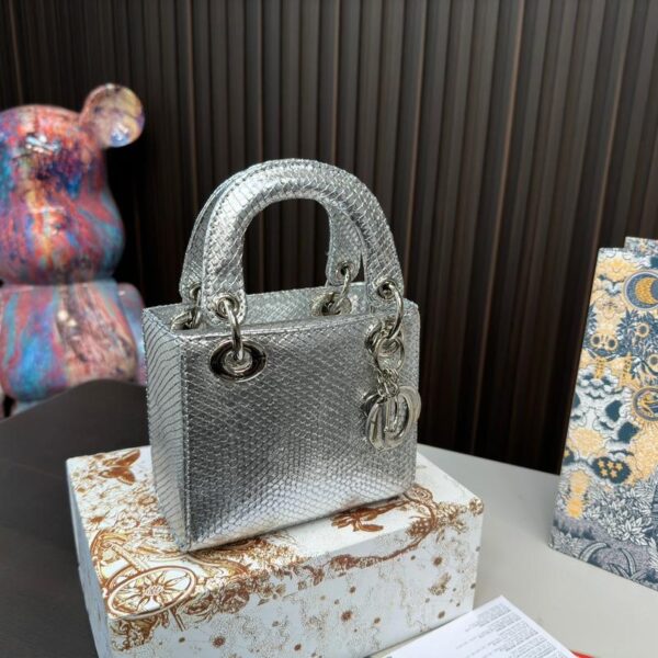Replica Dior Bag  14*17*7CM