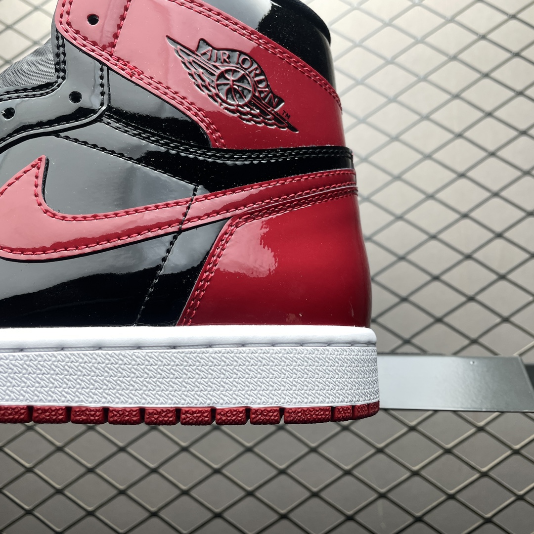 Replica Air Jordan Shoe Air Jordan 1 High Bred Banned 555088-063 Size 40-47.5