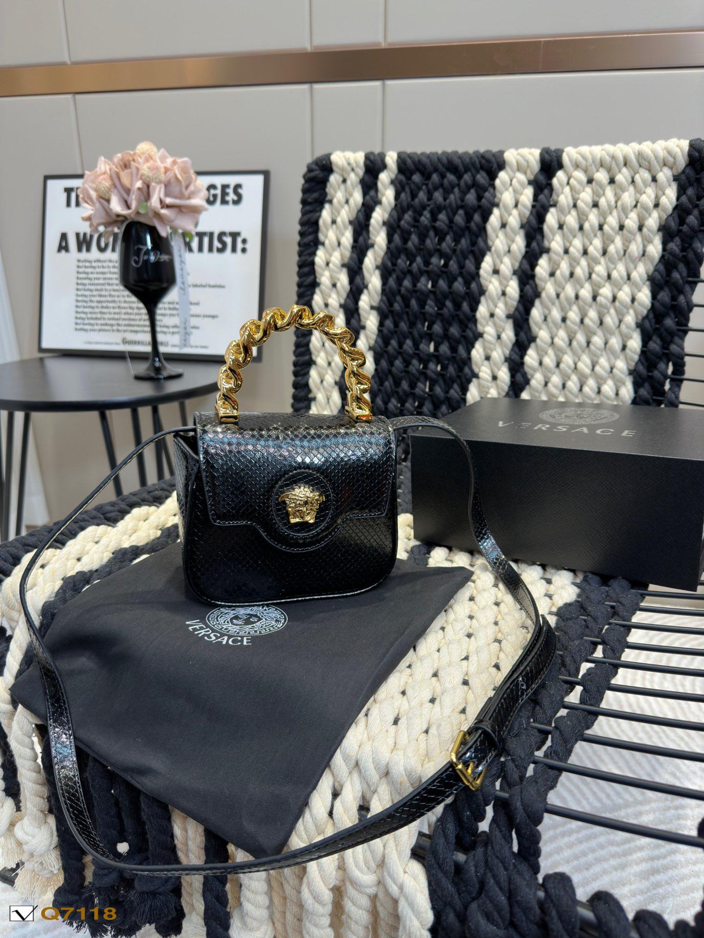 Replica VERSACE Bag 16.5*15CM