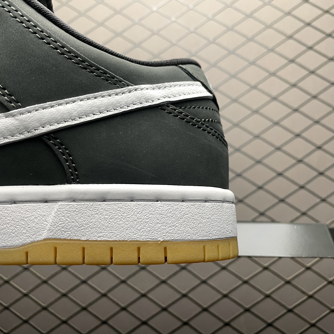 Replica Nike Dunk SB Shoe Nike SB Dunk Low Black Gum CD2563-006 Size 40-47.5