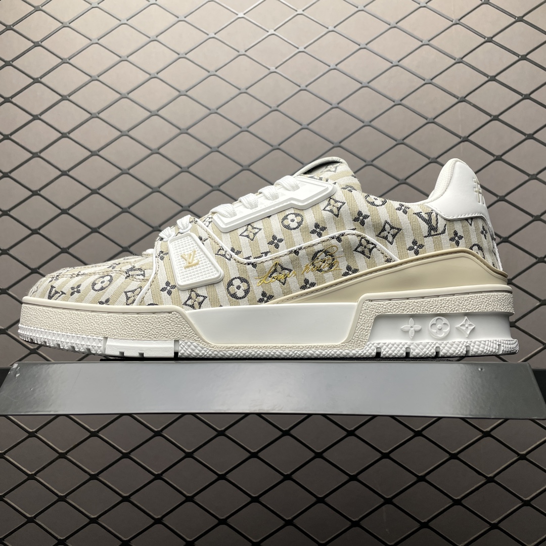 Replica Louis Vuitton Shoe Louis Vuitton LV Trainer 23S Size 38-45a