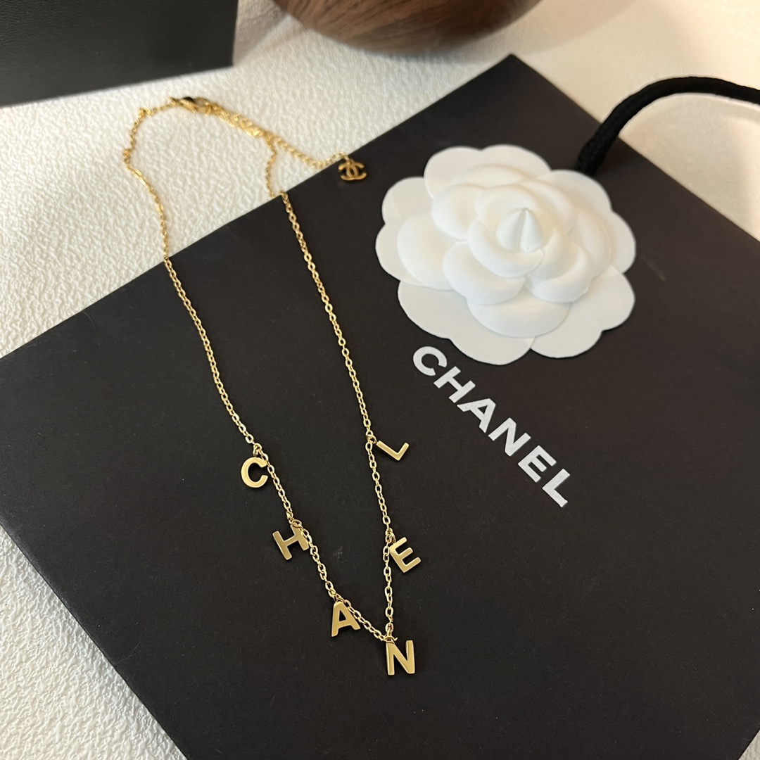 Replica CHANEL Necklace