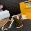 Replica Louis Vuitton Bag 6*14*18CM