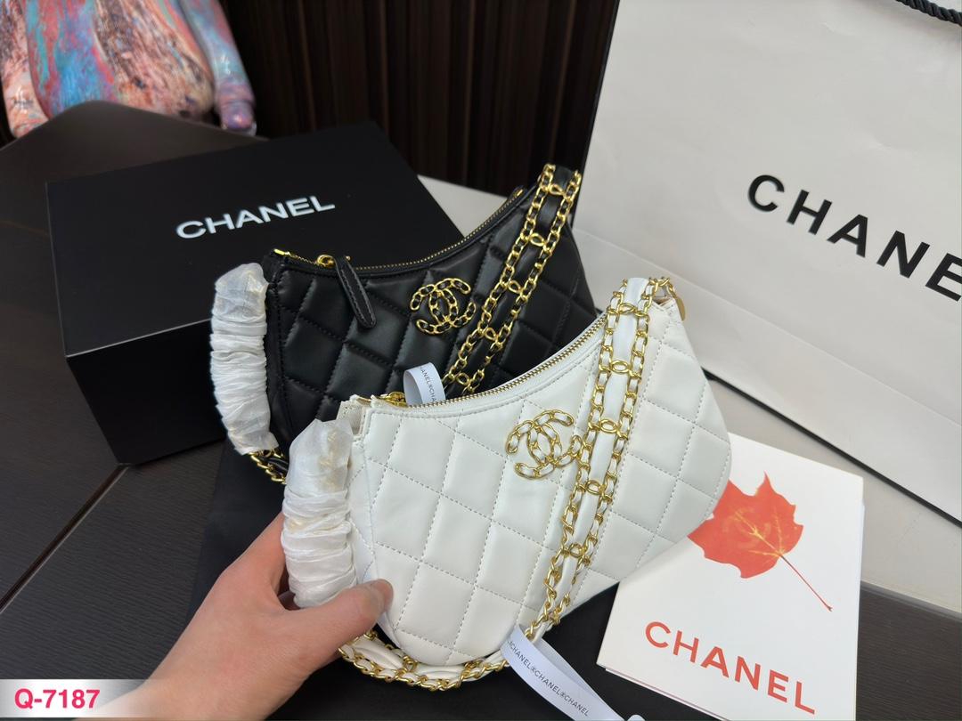 Replica Chanel Bag 13*23CM