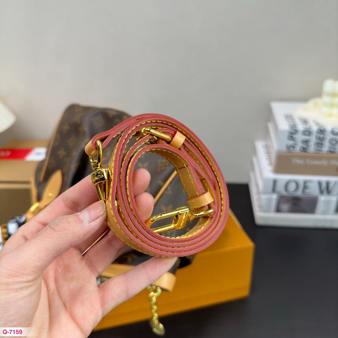 Replica Louis Vuitton Bag 20*29CM