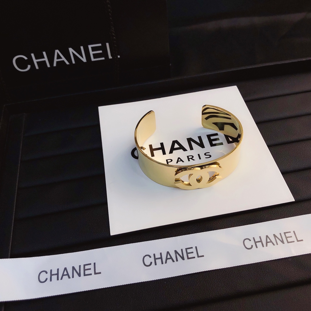 Replica CHANEL Bangle