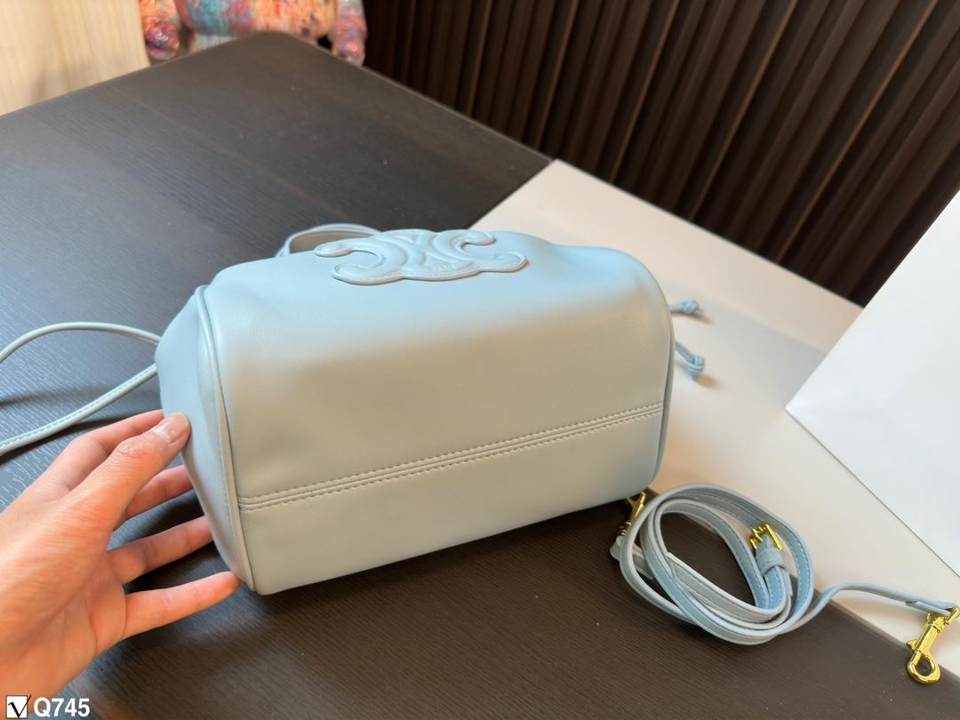 Replica Celine Bag 18*24CM