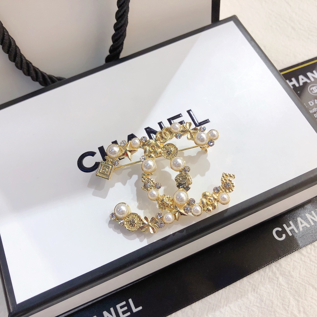 Replica CHANEL Brooch