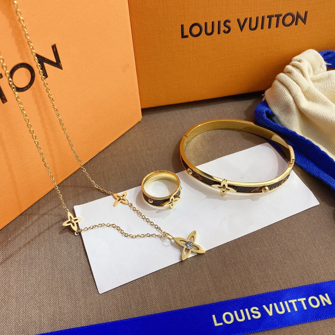 Replica LOUIS VUITTON Necklace