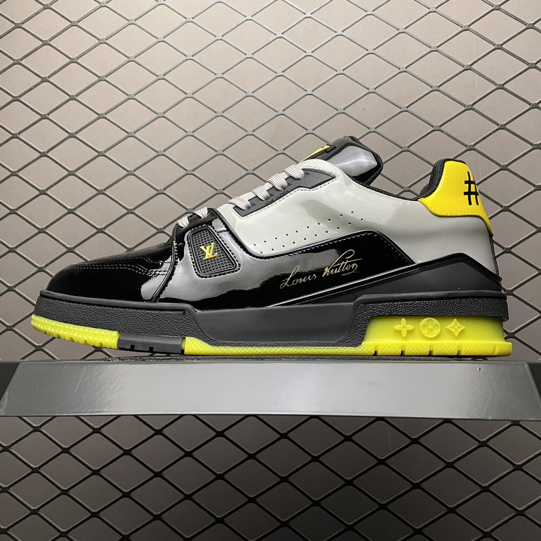 Replica Louis Vuitton Shoe Louis Vuitton Trail Sneaker LV _01006