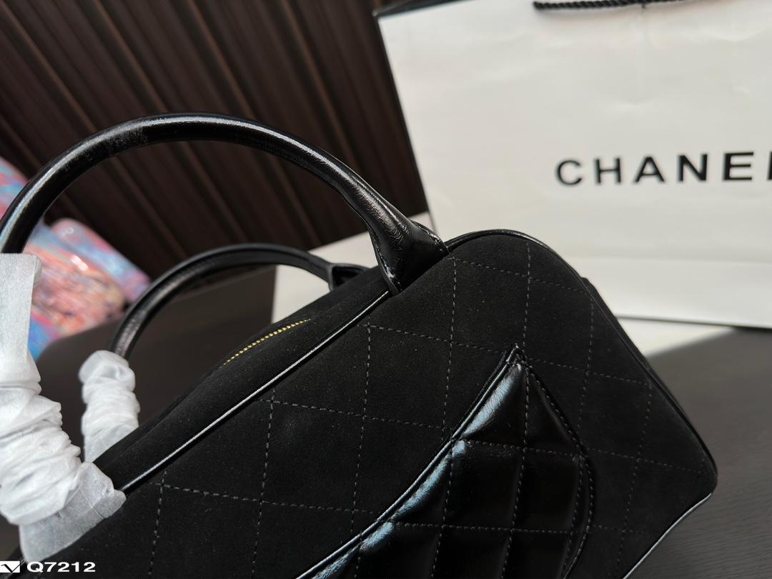 Replica Chanel Bag 28*17CM