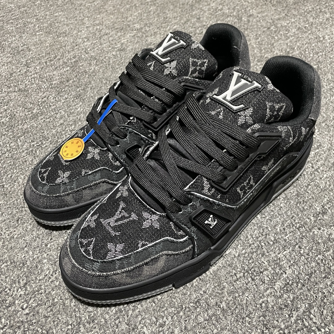 Replica Louis Vuitton Shoe Louis Vuitton LV Trainer size 35-46
