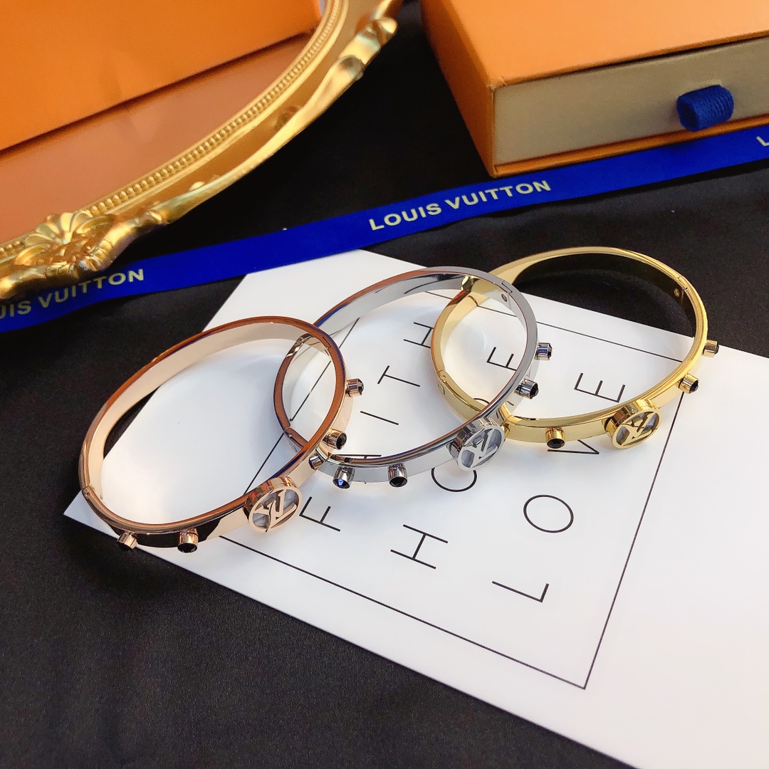 Replica LOUIS VUITTON Bangle