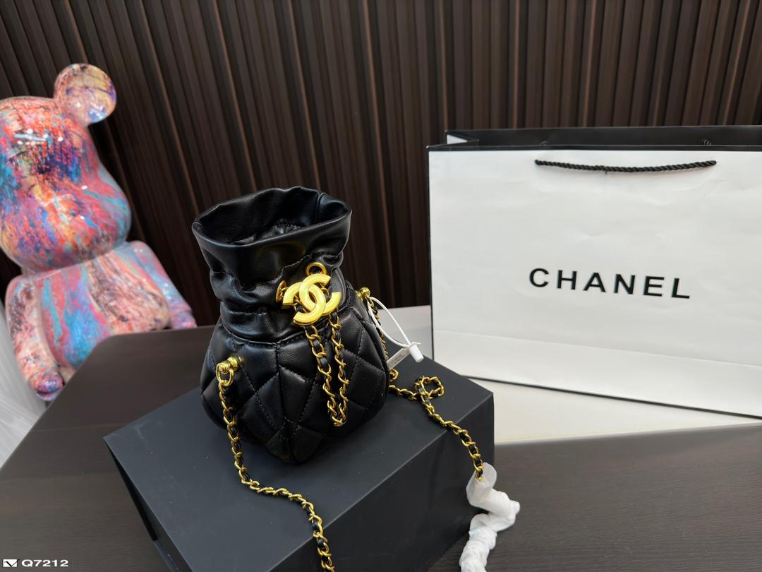 Replica Chanel Bag 15*13CM