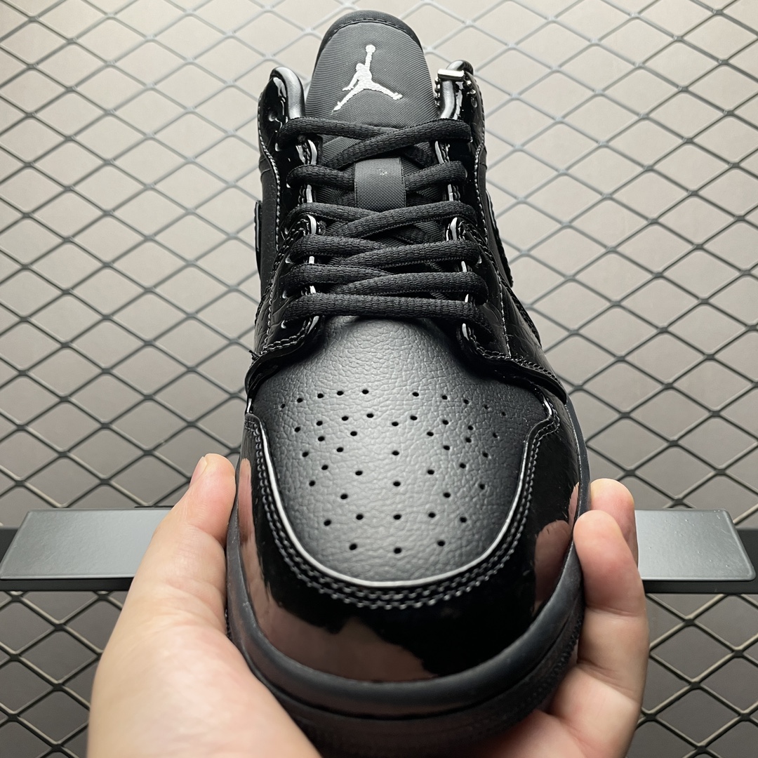 Replica Air Jordan Shoe Air Jordan 1 Low AJ1 HJ7743-010