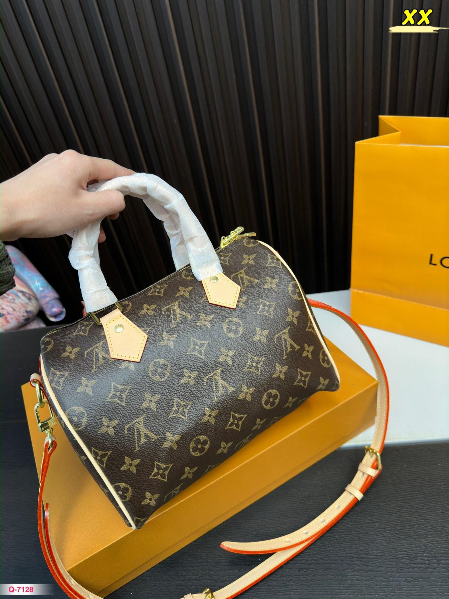 Replica Louis Vuitton Bag 20*25CM