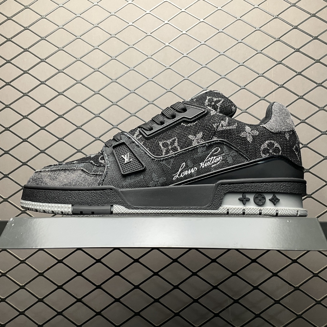 Replica Louis Vuitton Shoe Louis Vuitton LV Trainer size 35-46