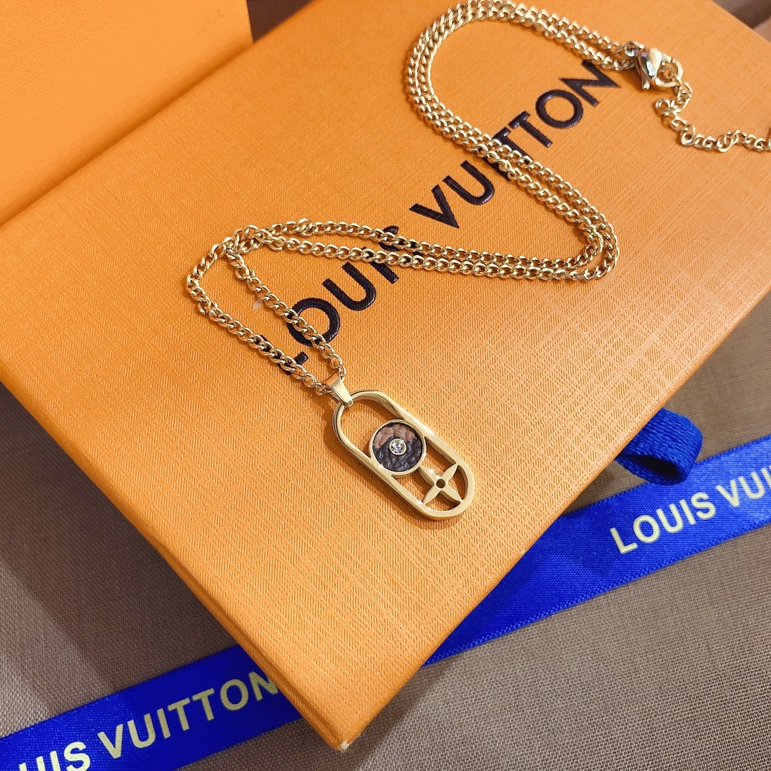Replica LOUIS VUITTON Necklace