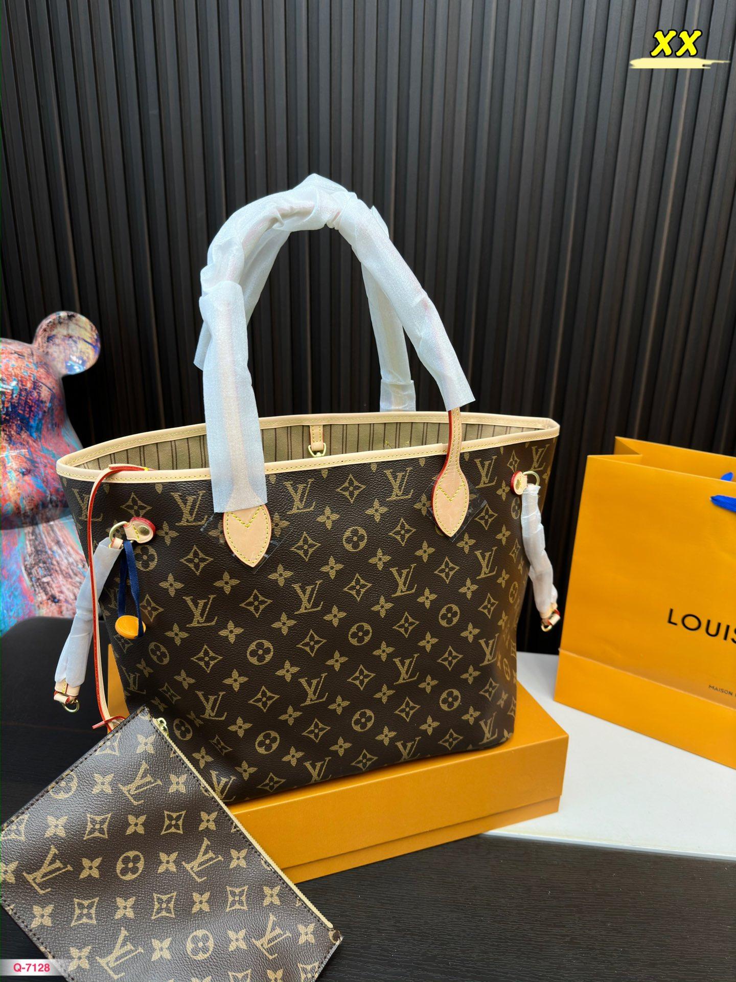 Replica Louis Vuitton Bag 32*28CM