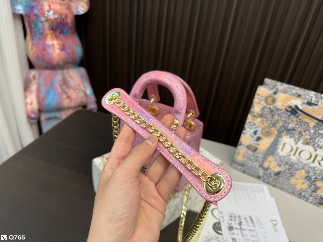 Replica Dior Bag  14*17*7CM