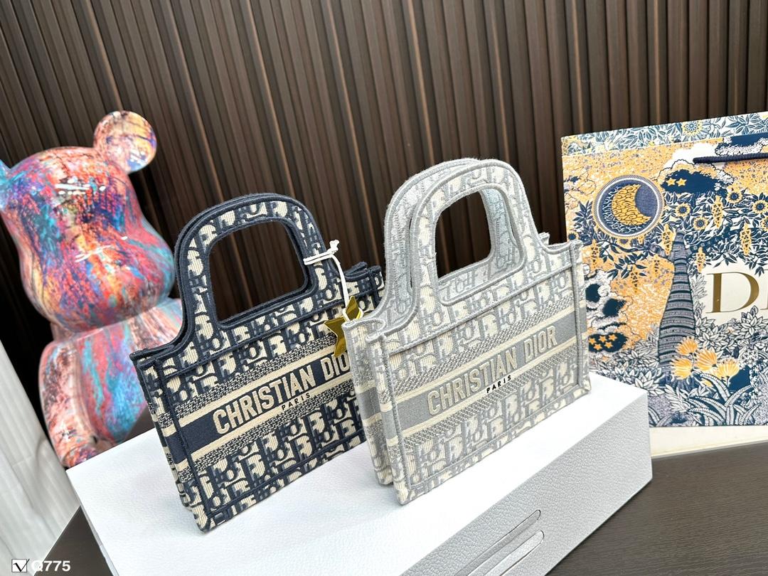 Replica Dior Bag 15*20CM
