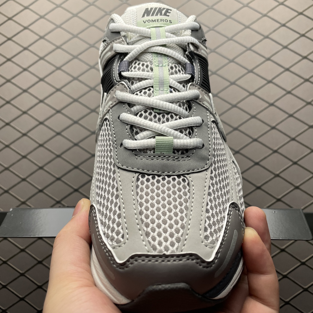 Replica Nike Shoe Nike Zoom Vomero 5 FB8825-001 Size 35-46