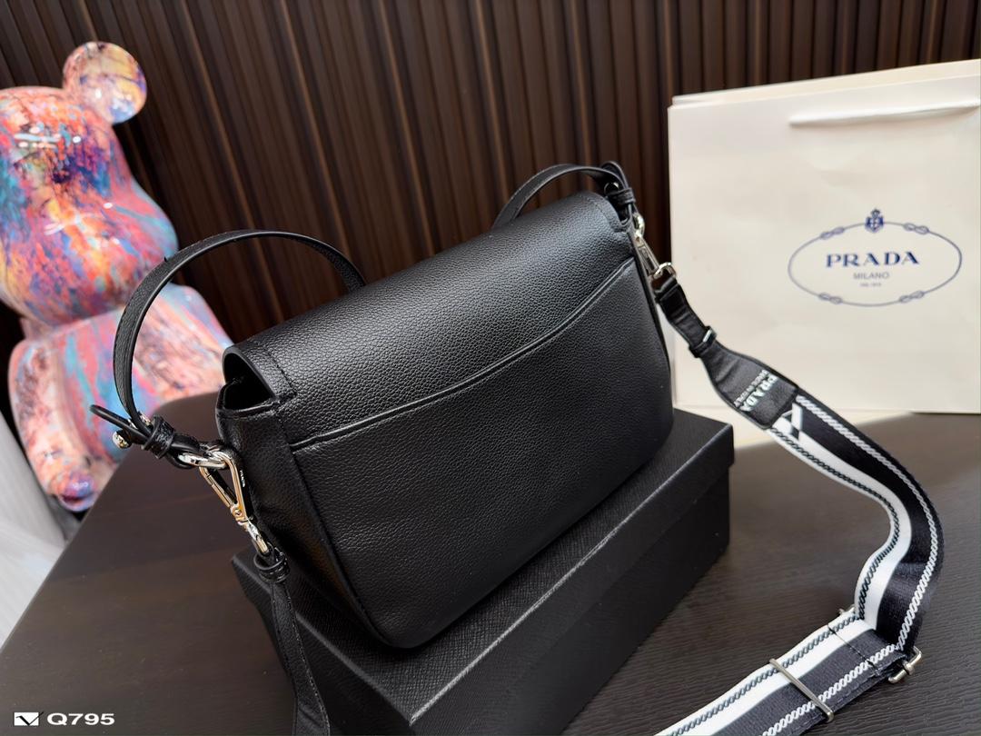 Replica Prada Bag 16*23CM