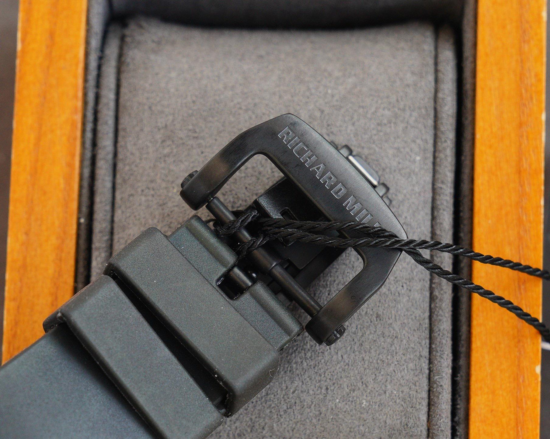 Replica Richard Mille Carbon Fiber Automatic Machine Watch 42MM