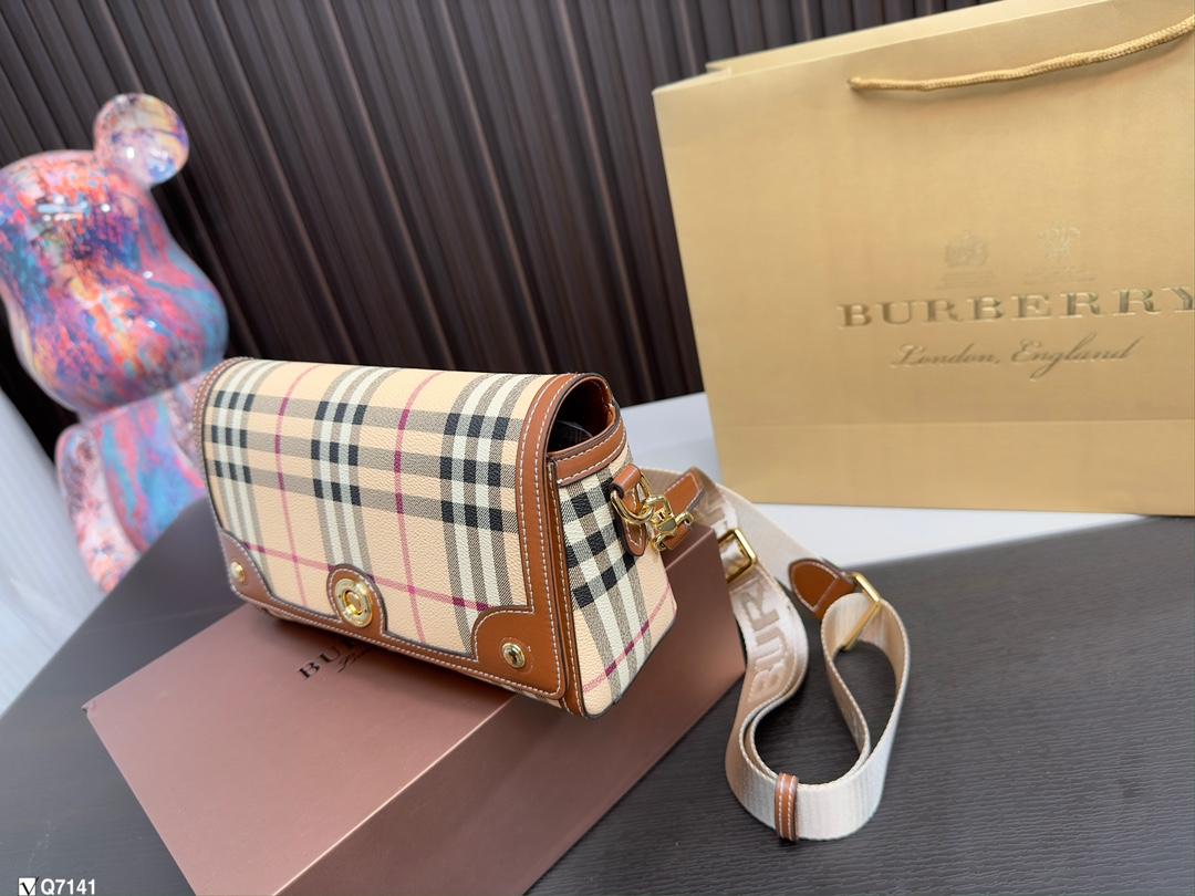 Replica Burberry Bag 15*24CM