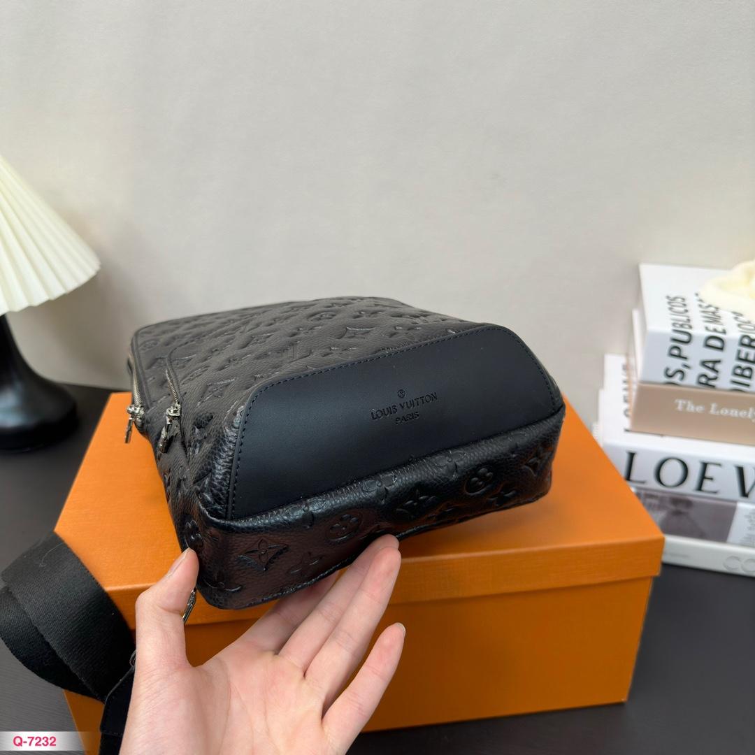 Replica Louis Vuitton Bag 30*21CM
