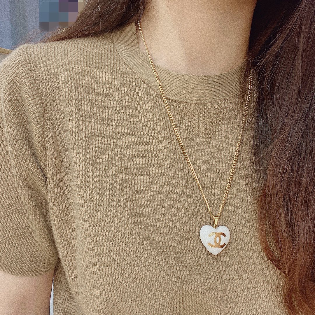 Replica CHANEL Necklace