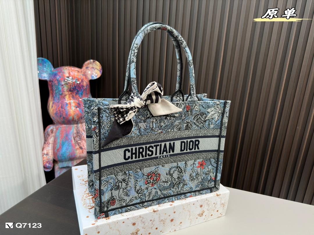 Replica Dior Bag   41*34CM/36*27CM