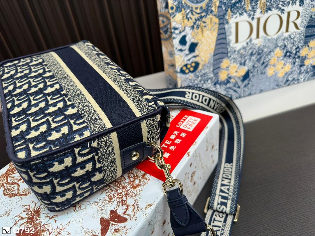 Replica Dior Bag 23*14CM