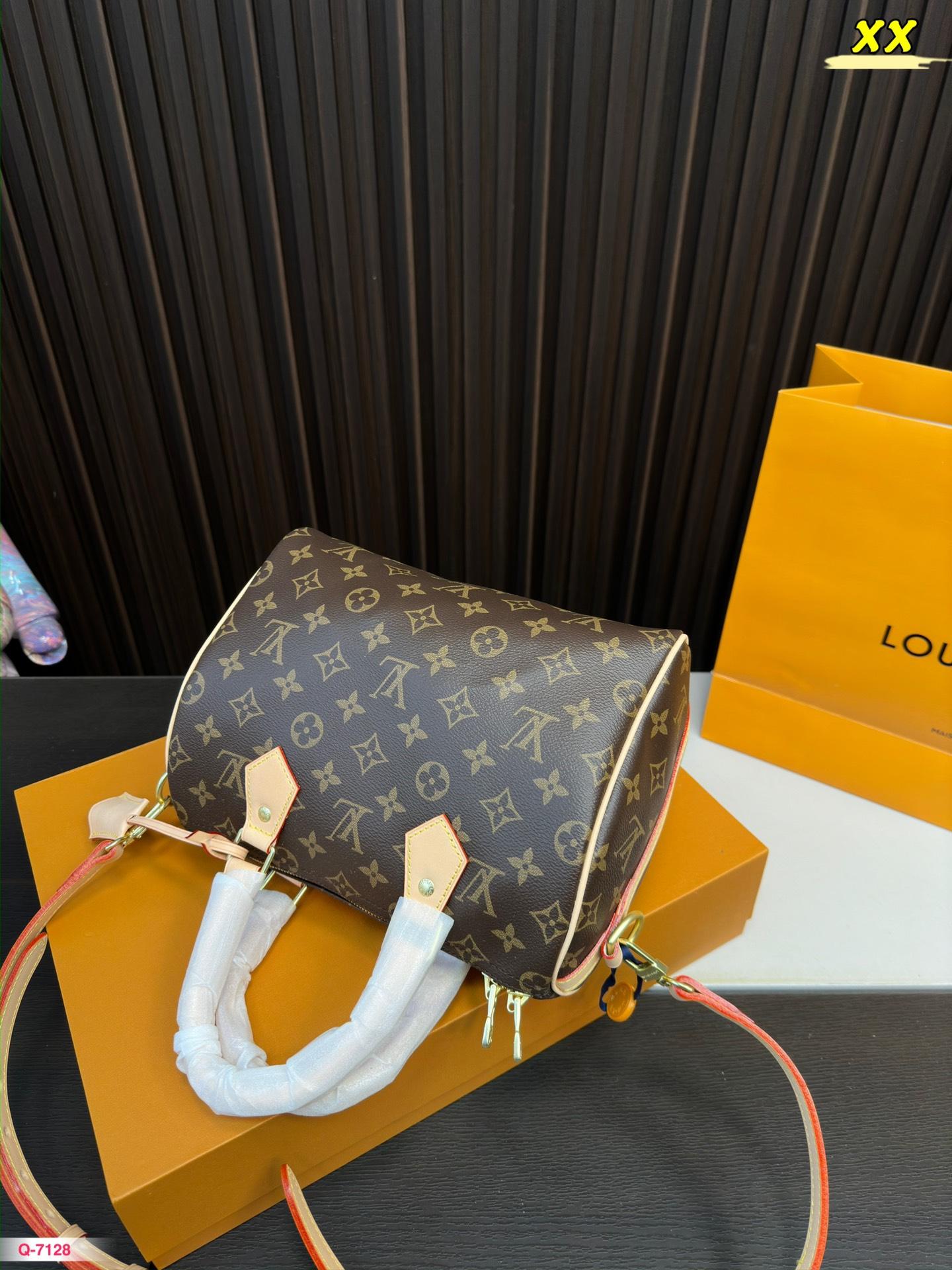 Replica Louis Vuitton Bag 20*25CM