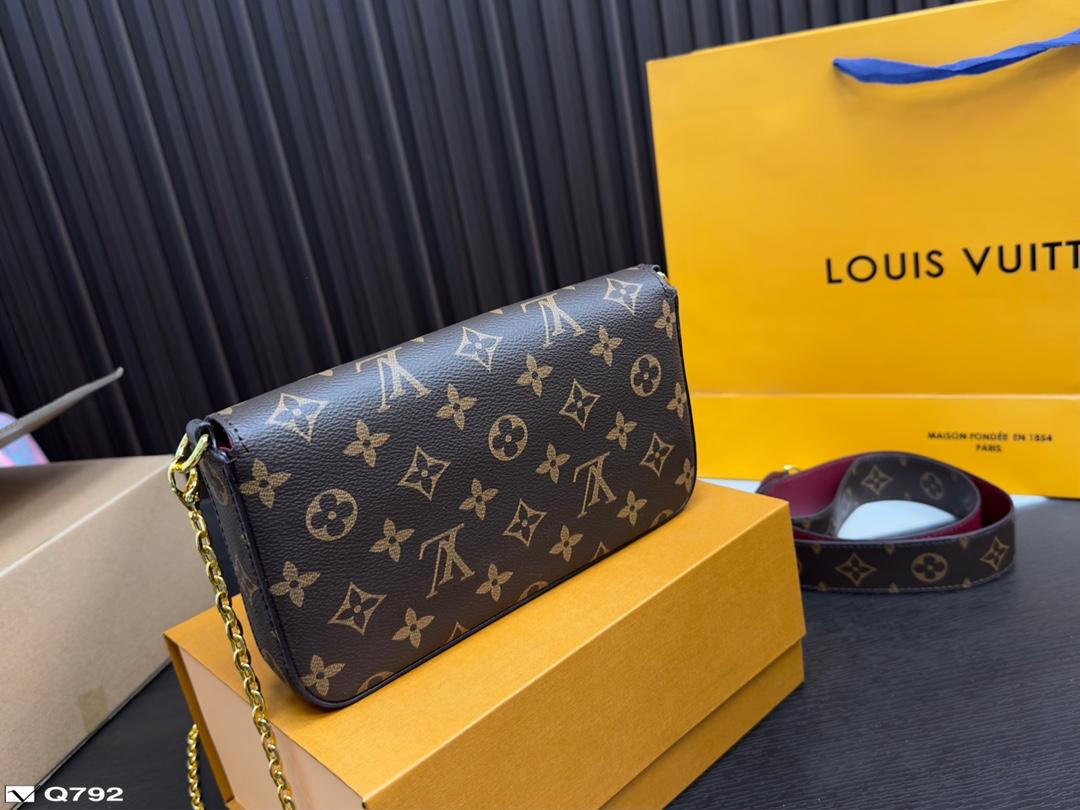 Replica Louis Vuitton Bag 12*21CM