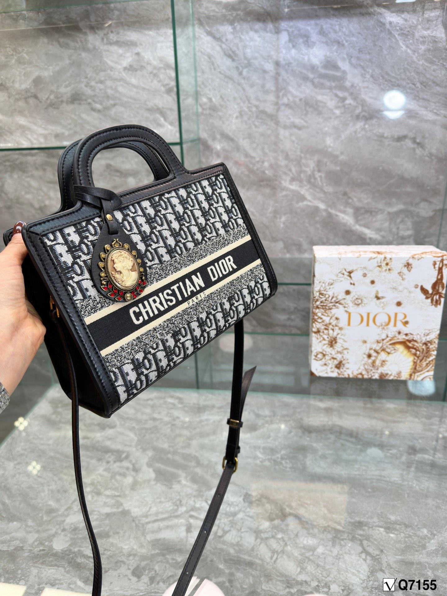 Replica Dior Bag 27*18CM