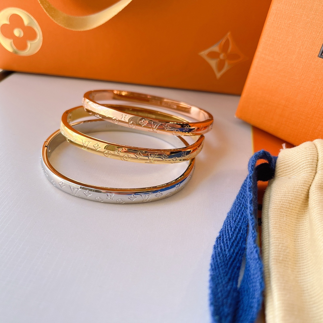 Replica LOUIS VUITTON Bangle