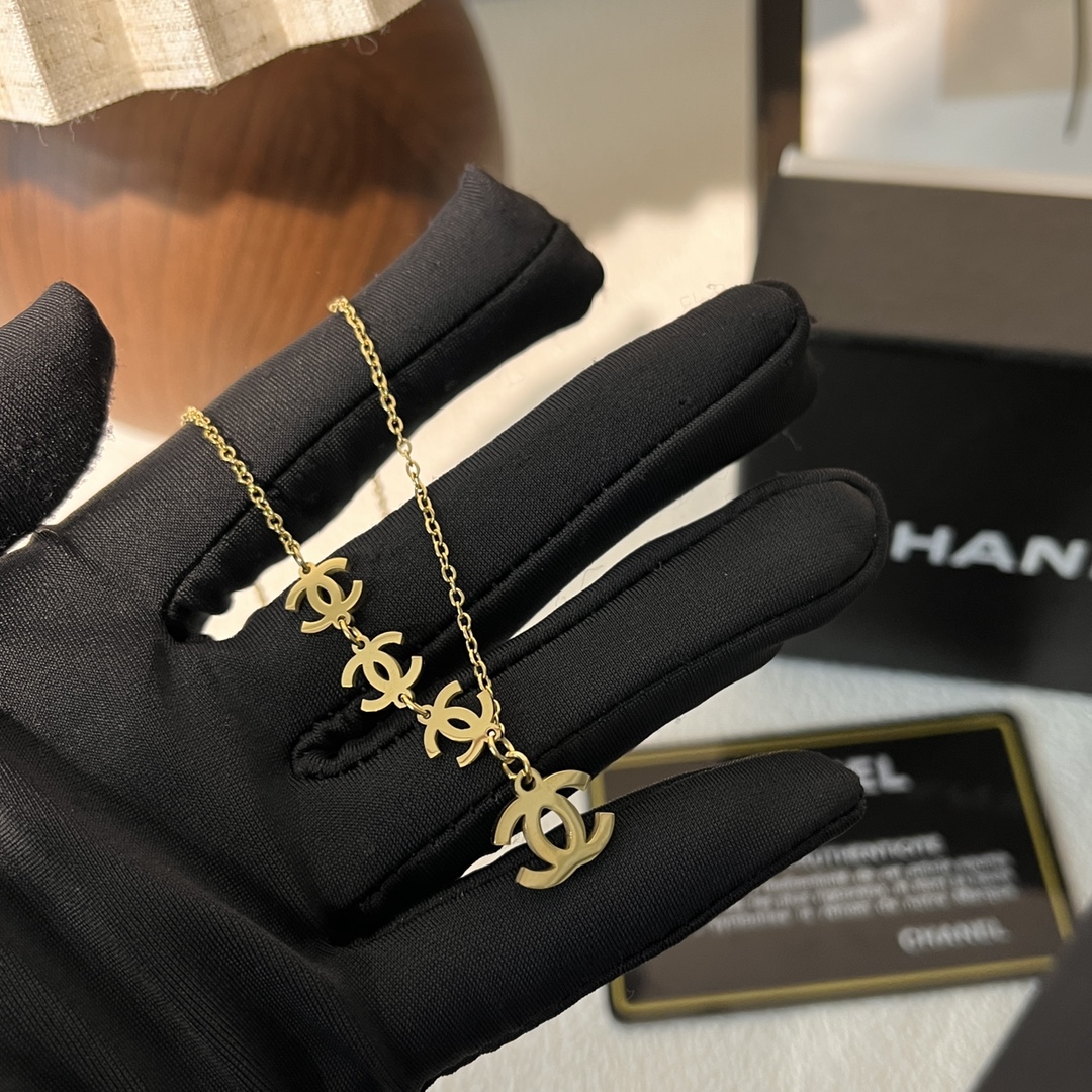 Replica CHANEL Necklace