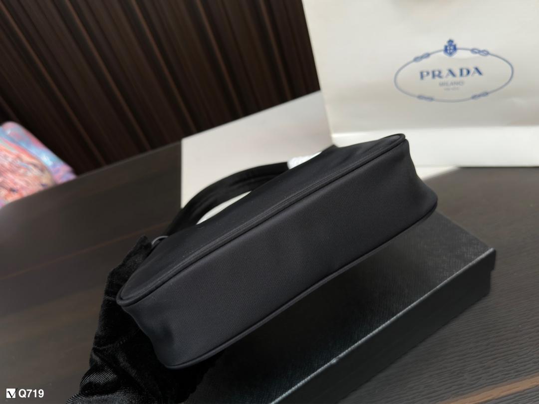 Replica Prada Bag 22*11CM