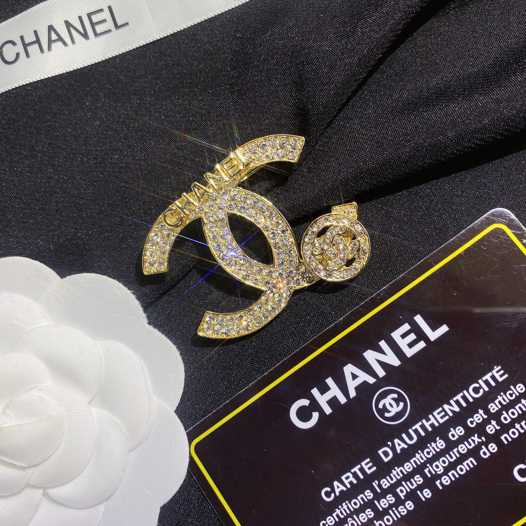 Replica CHANEL Brooch