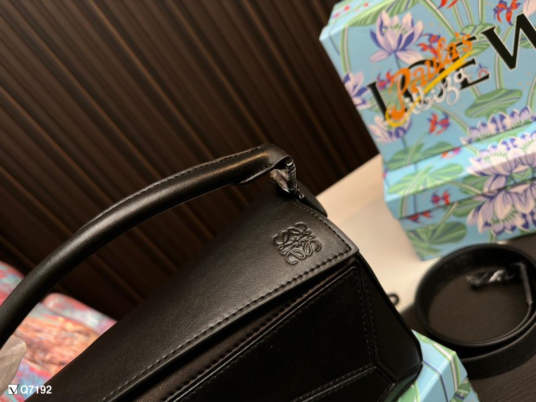 Replica LOEWE Bag 14*23CM
