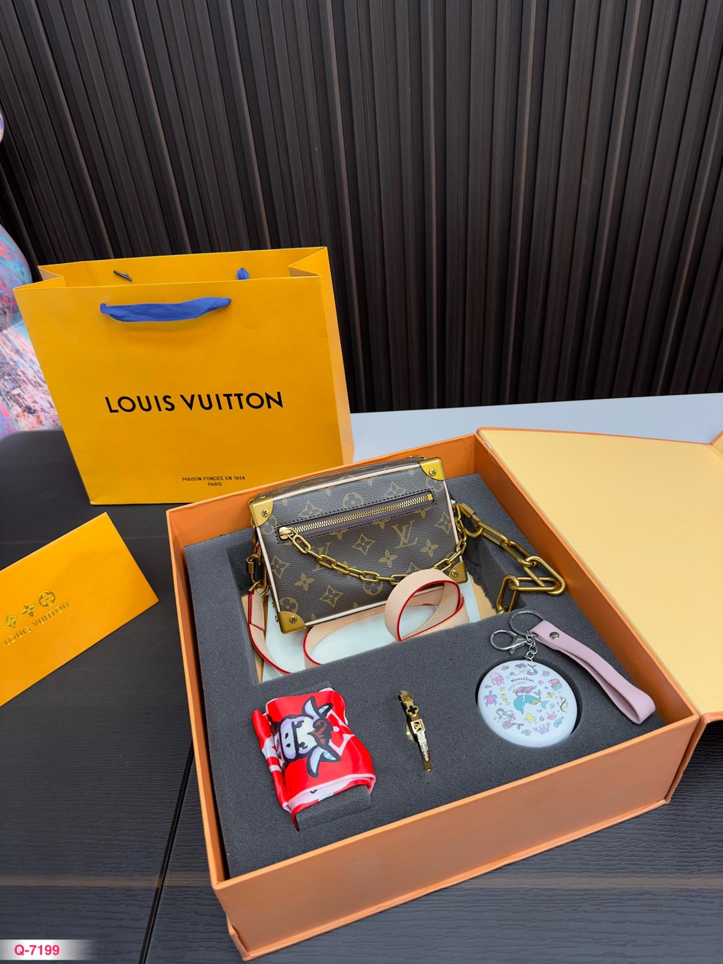 Replica Louis Vuitton Bag set 12*18CM