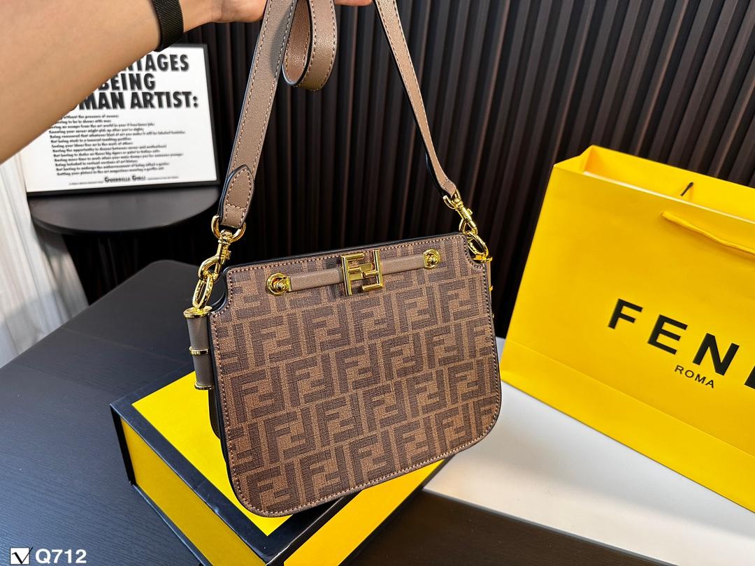 Replica Fendi Bag 24*19CM