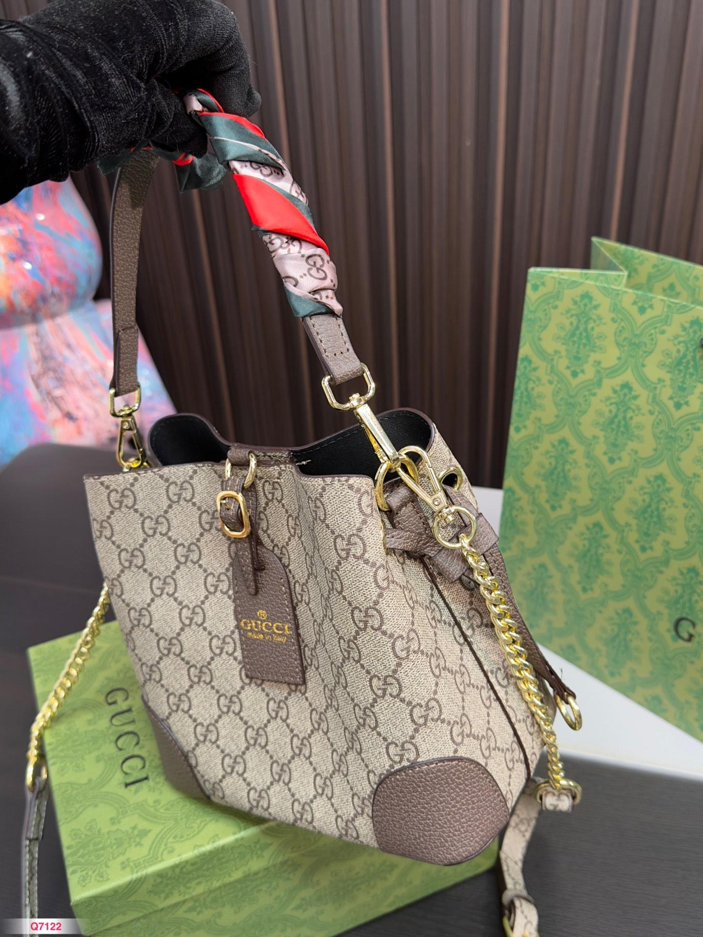 Replica Gucci Bag 19*20CM