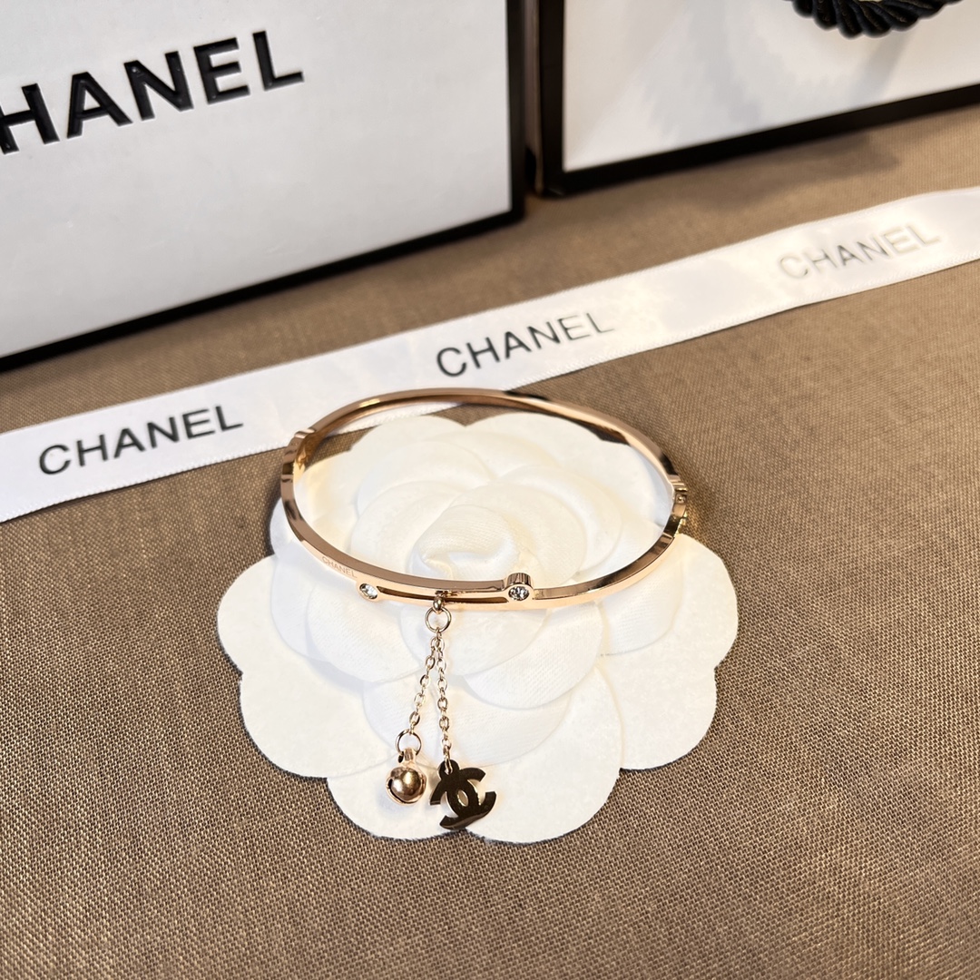 Replica CHANEL Bangle