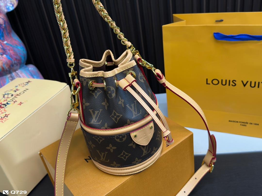 Replica Louis Vuitton Bag 20*14CM