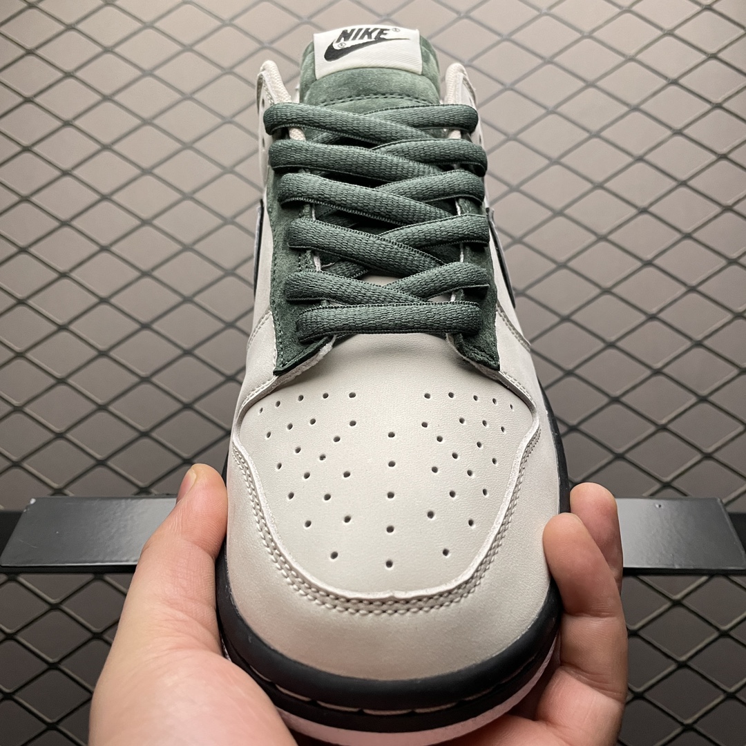 Replica Nike Dunk SB Shoe Otomo Katsuhiro x NK Dunk Low LP689-002 Size 36-47.5