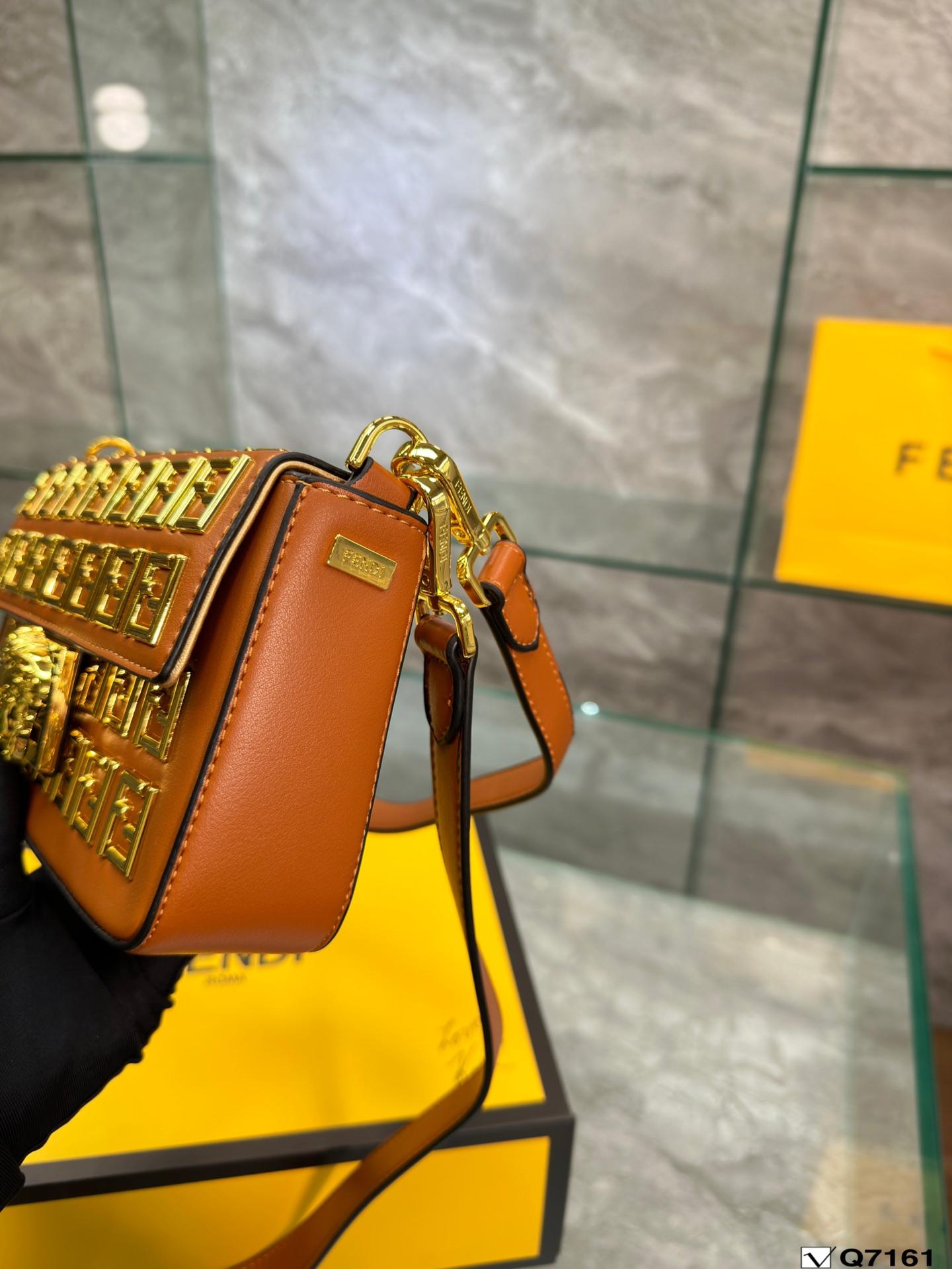 Replica Fendi Bag 22*13CM