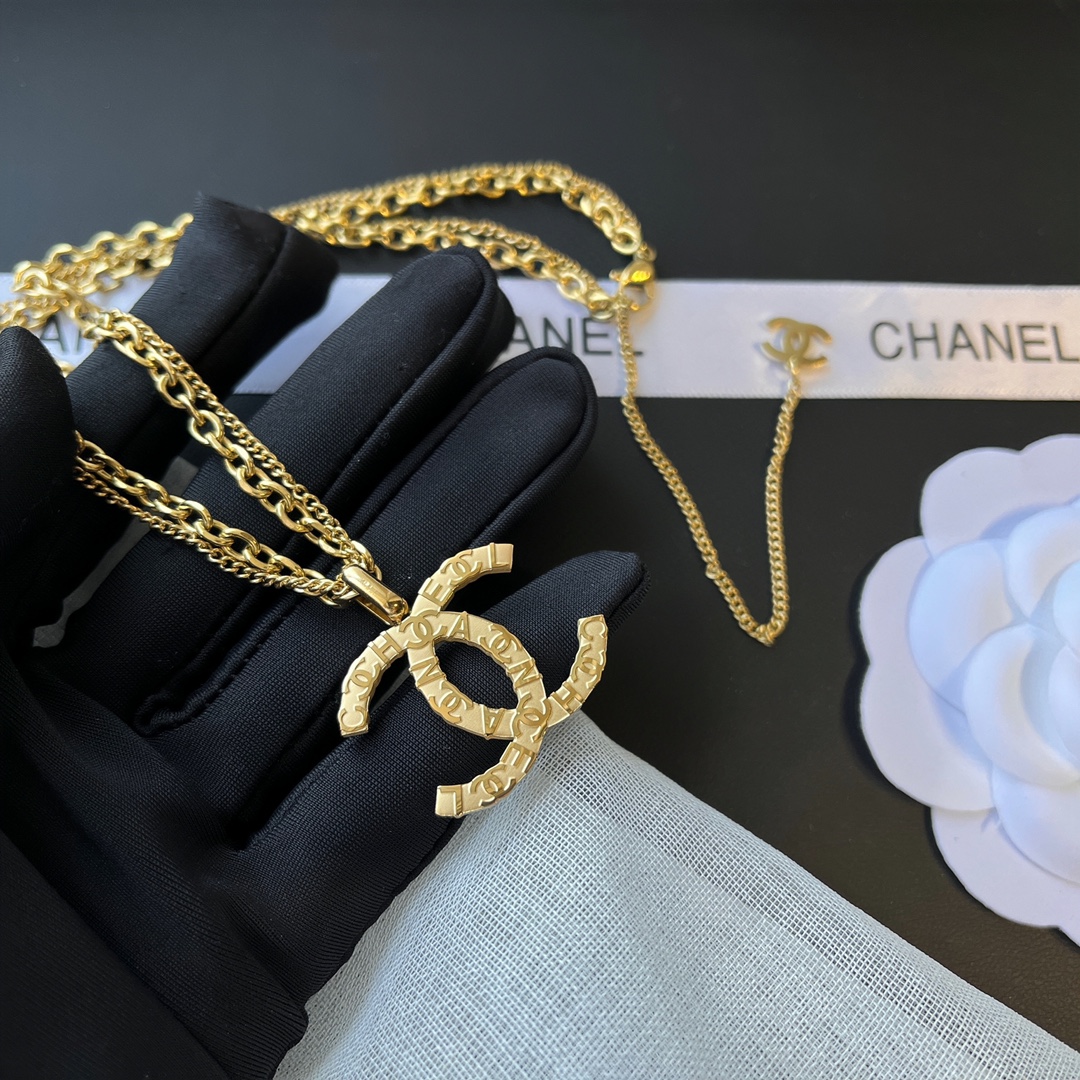 Replica CHANEL Necklace