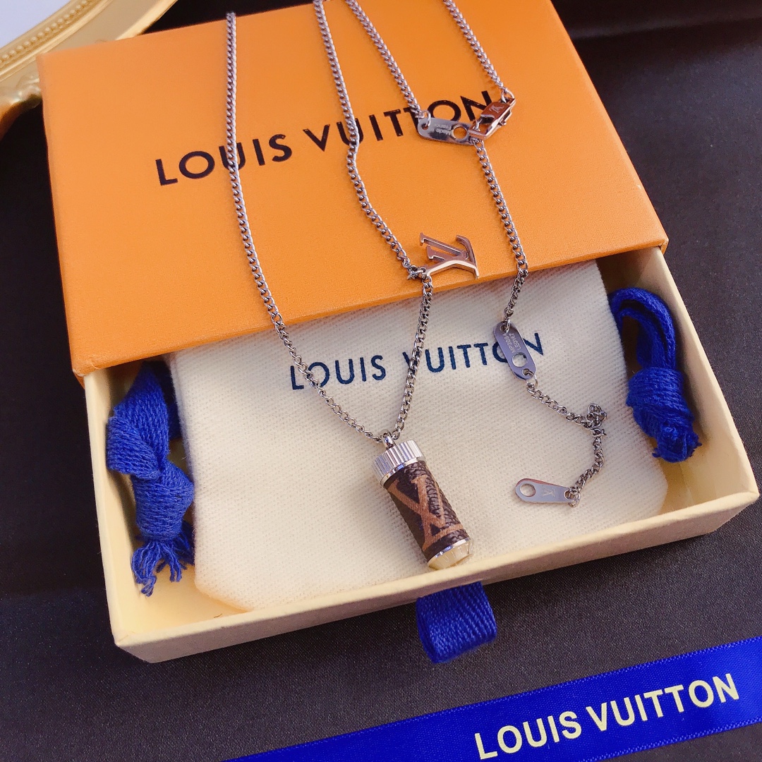 Replica LOUIS VUITTON Necklace
